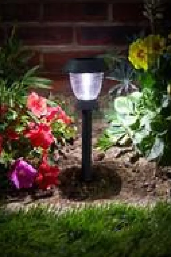 Balise solaire Triton en métal noir et verre à LED 10 lumens