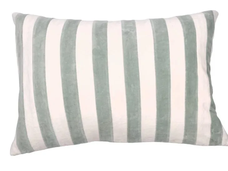 Coussin décoratif rectangulaire Marcel Lichen coloris bleu en coton - 35 x 50 cm