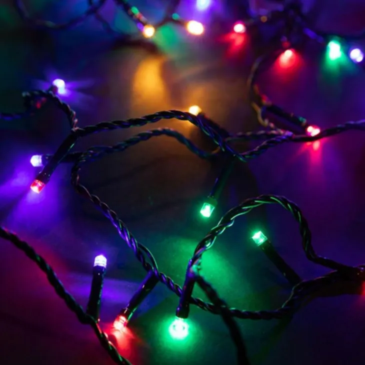 Guirlande lumineuse LED à lumière fixe multicolore sur secteur - 16 m