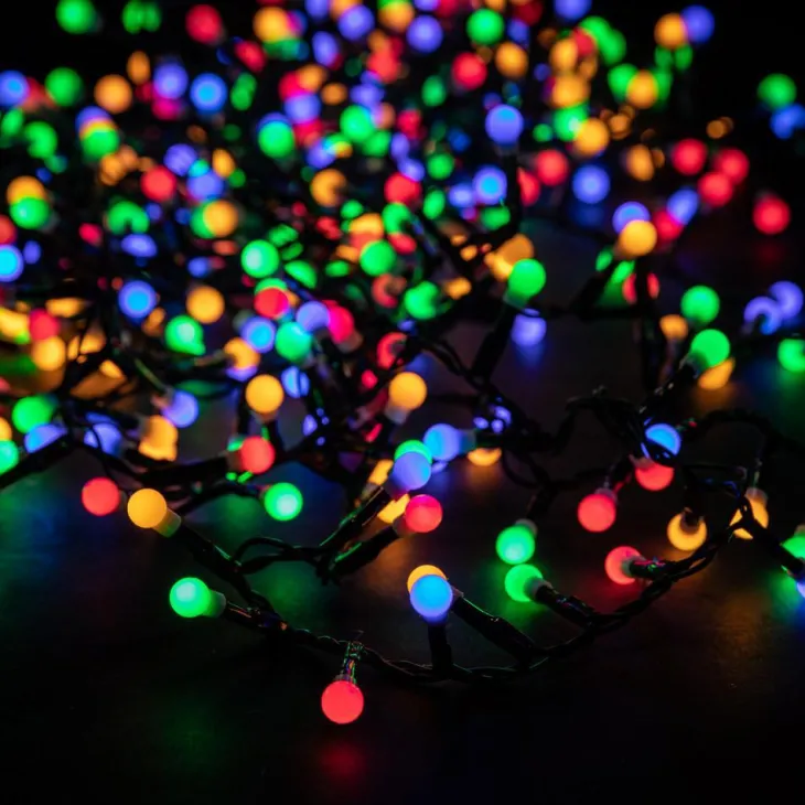 Guirlande lumineuse LED à lumière animée multicolore sur secteur - 9 m