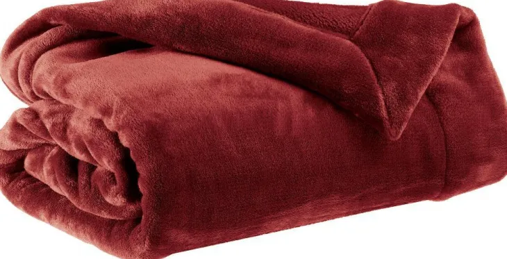 Plaid Tender coloris rouge en coton - 150 x 200 cm