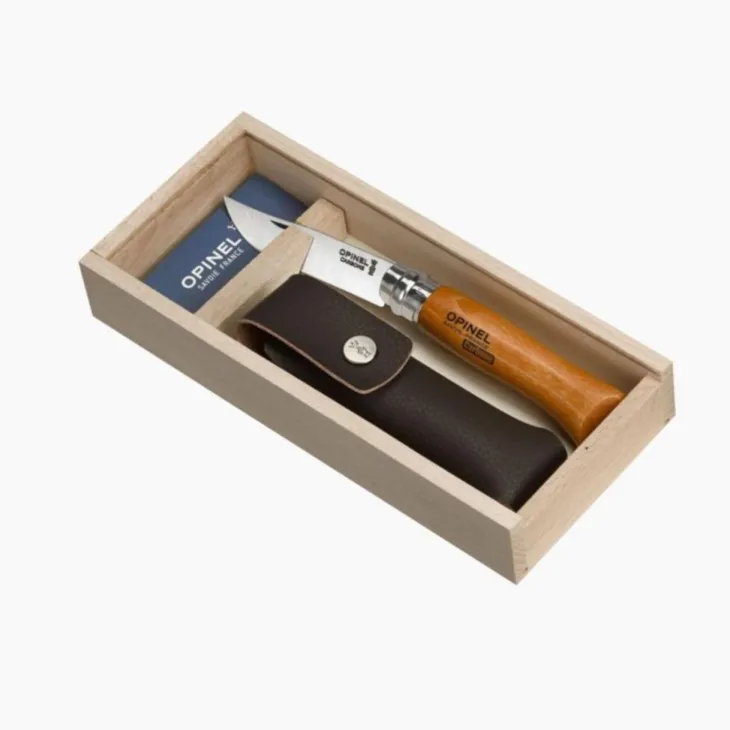 Plumier avec couteau inox, manche olivier et son étui n°8 Opinel