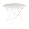 Table ronde pliante Bistro Fermob en acier coloris blanc coton Ø 96 cm